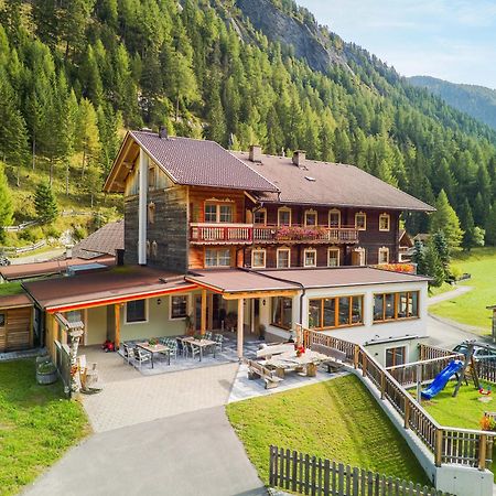 Landhaus Taurer Kals-am Großglockner Dış mekan fotoğraf
