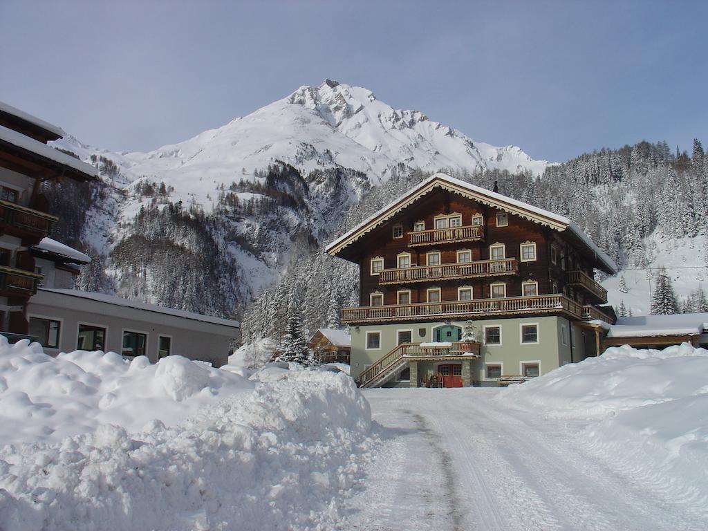 Landhaus Taurer Kals-am Großglockner Dış mekan fotoğraf